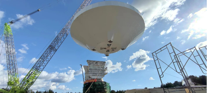 助力探月工程！中聯重科起重機高效護航日喀則40米射電望遠鏡吊裝